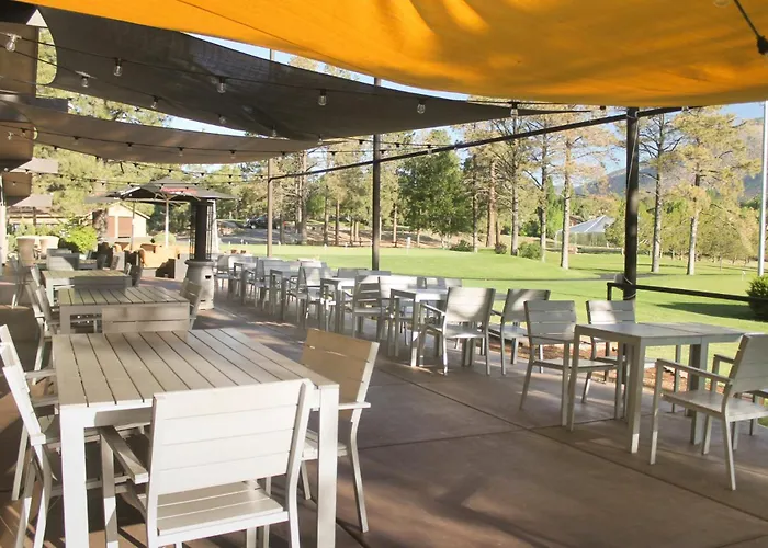 Apartment Mountain Oasis Stunning Views Renovated Near Attractions